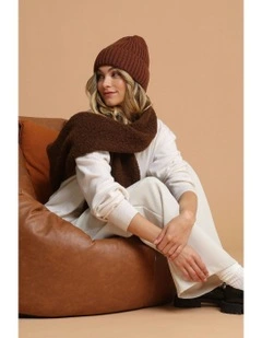 Mia Wool-Blend Beanie in Chocolate Brown