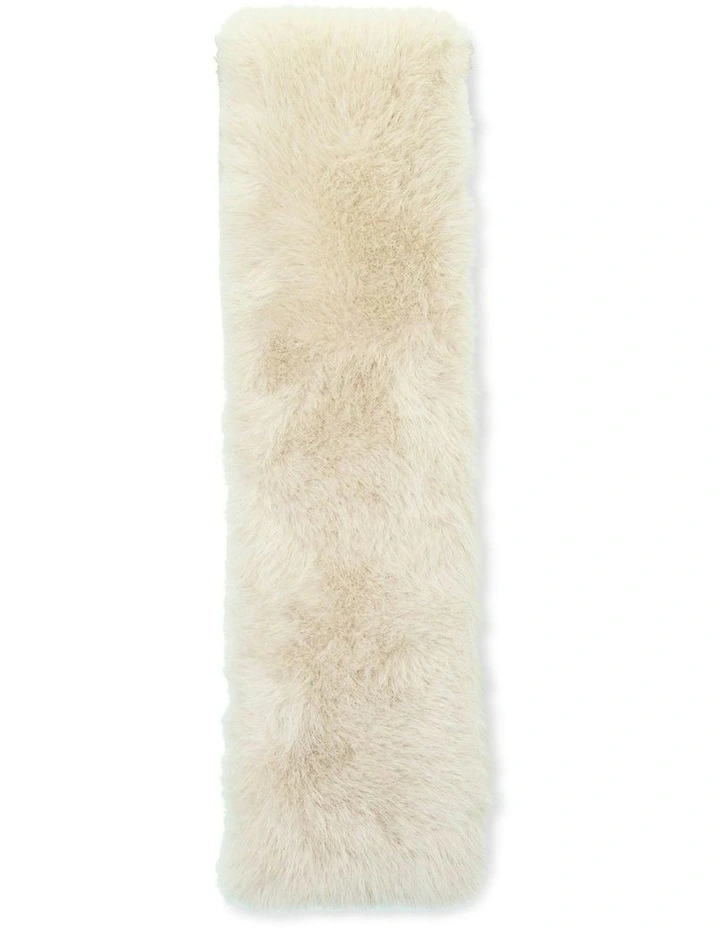 Peri Chunky Faux Fur Scarf in Cream image 3