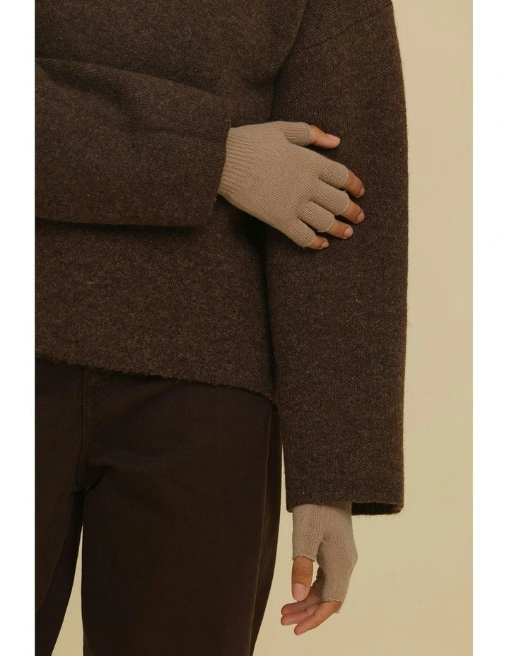 Jaylah Knitted Fingerless Gloves in Cream image 2