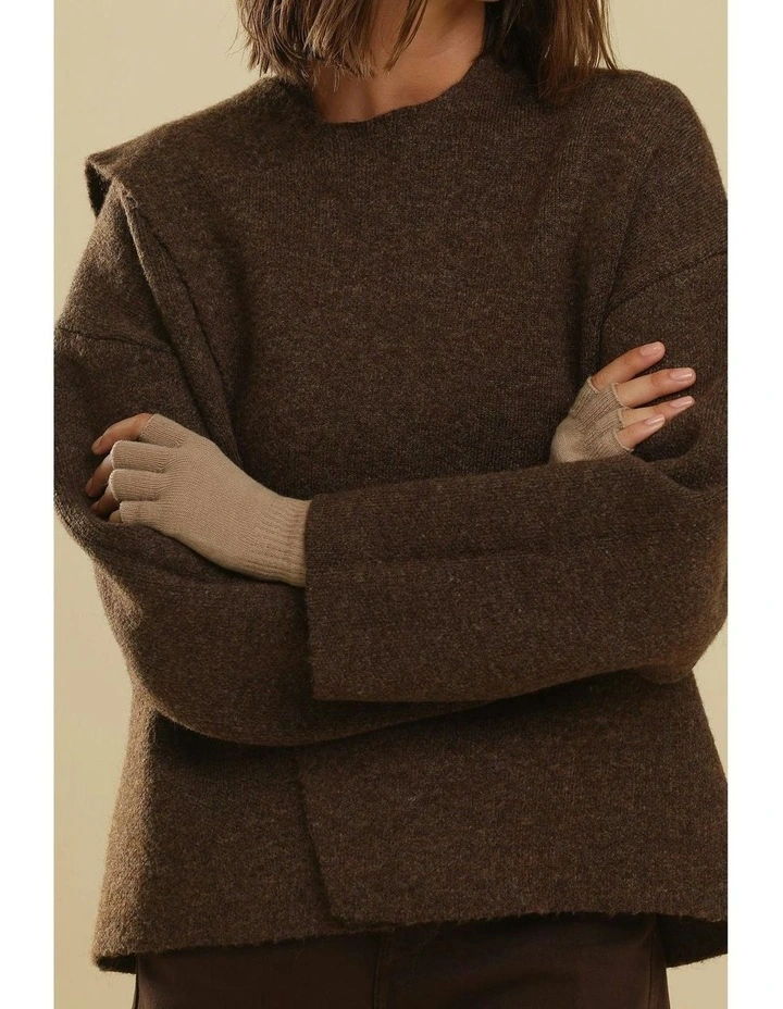 Jaylah Knitted Fingerless Gloves in Cream image 4