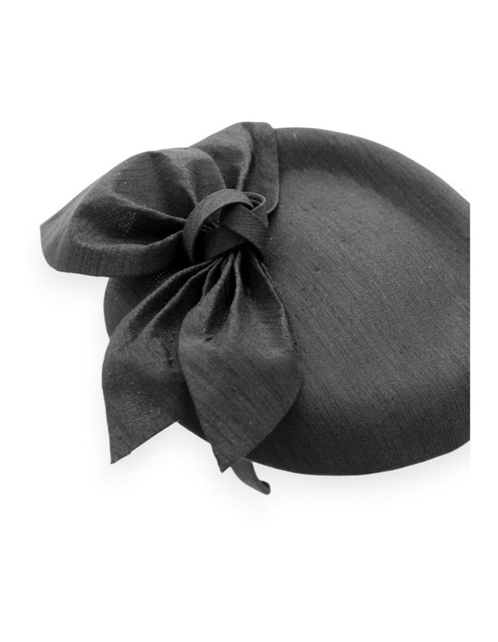 Florence Fascinator in Black image 3