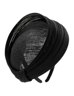 Blaze Beret Fascinator in Black