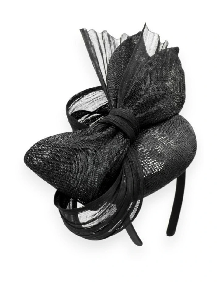 Illiana Fascinator in Black image 3