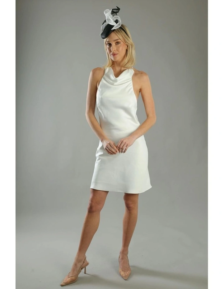 Wendy Fascinator in Black image 3