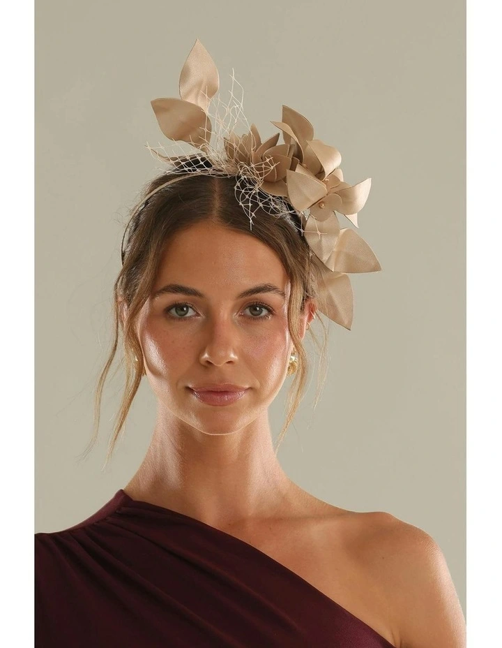 Dulcie Headpiece in Gold image 2