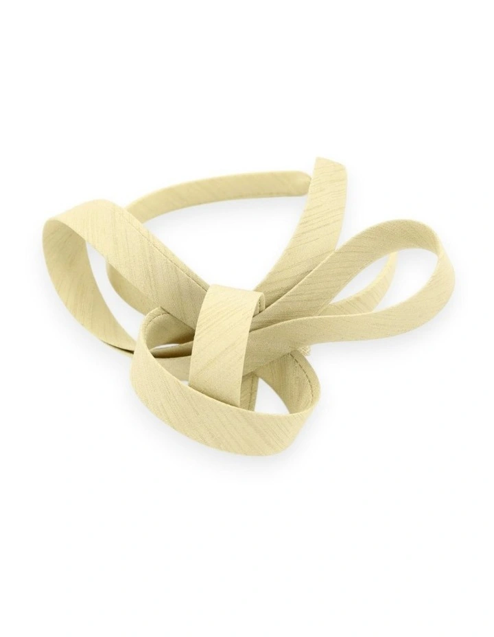 Rhi Fascinator in Gold image 3