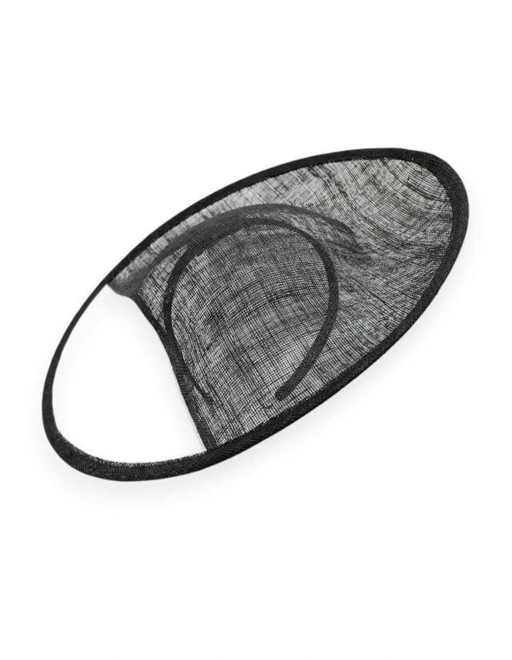 Niah Plate Fascinator in Black image 4