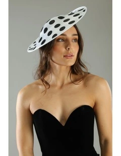 Lucille Plate Fascinator in White