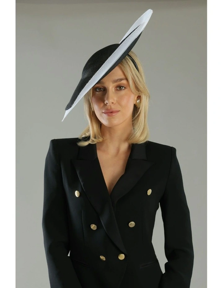Viviana Plate Fascinator in Black image 4