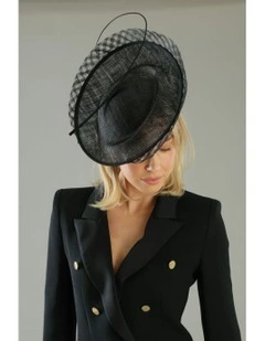 Maeve Fascinator in Black