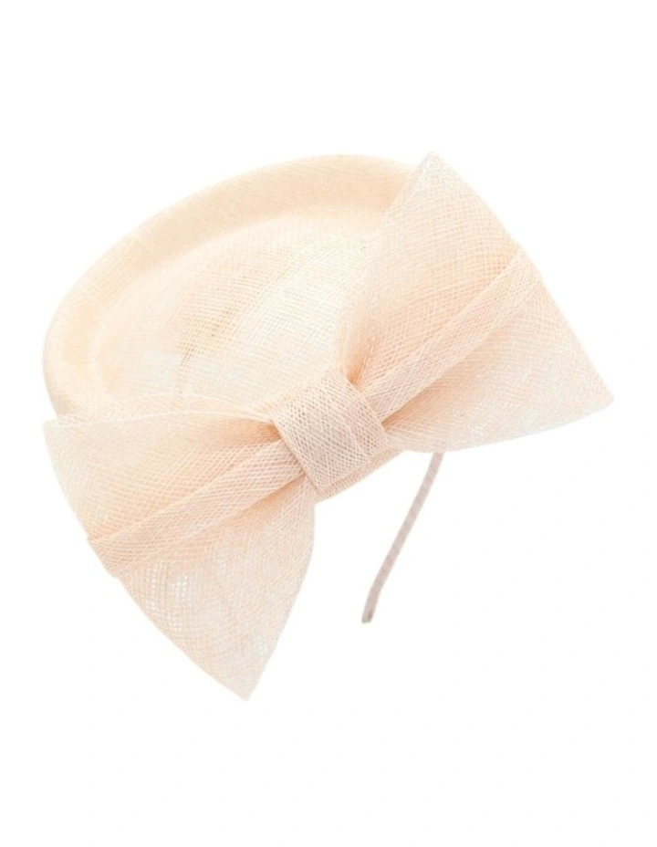 Juliet Fascinator in Pink image 5
