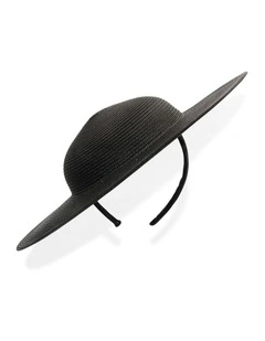 Mona Racewear Plate Hat in Black