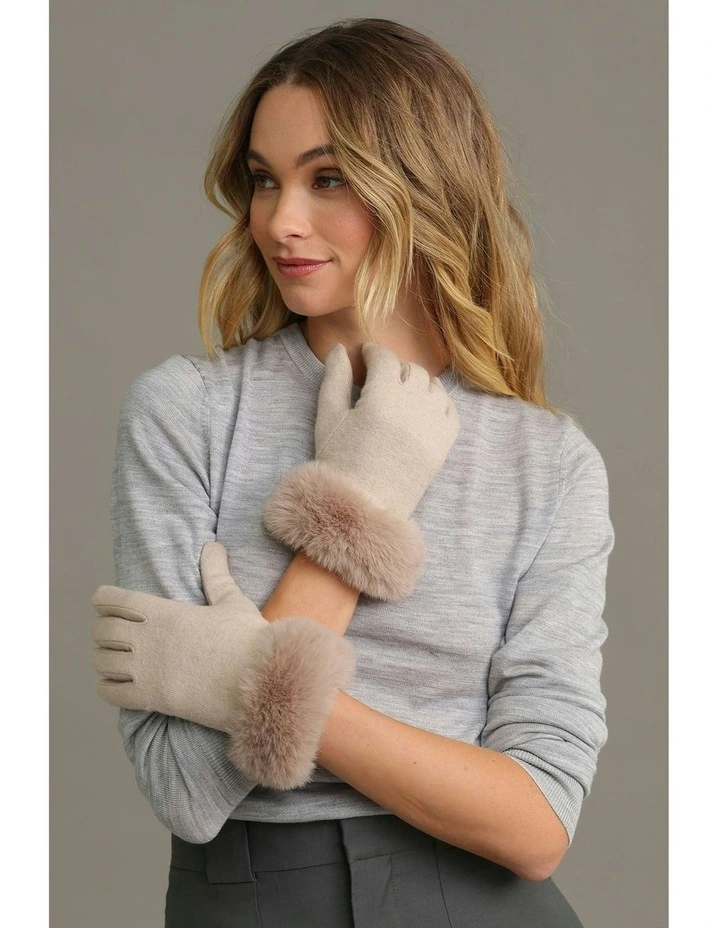 Tammy Faux Fur Gloves in Cream image 2