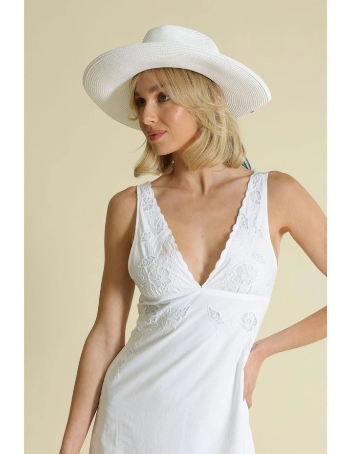 Archer Short-Back Fedora in White image 1