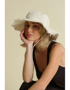 Mabel Bucket Hat in Beige