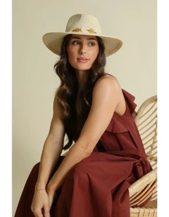 Candice Fedora in Natural
