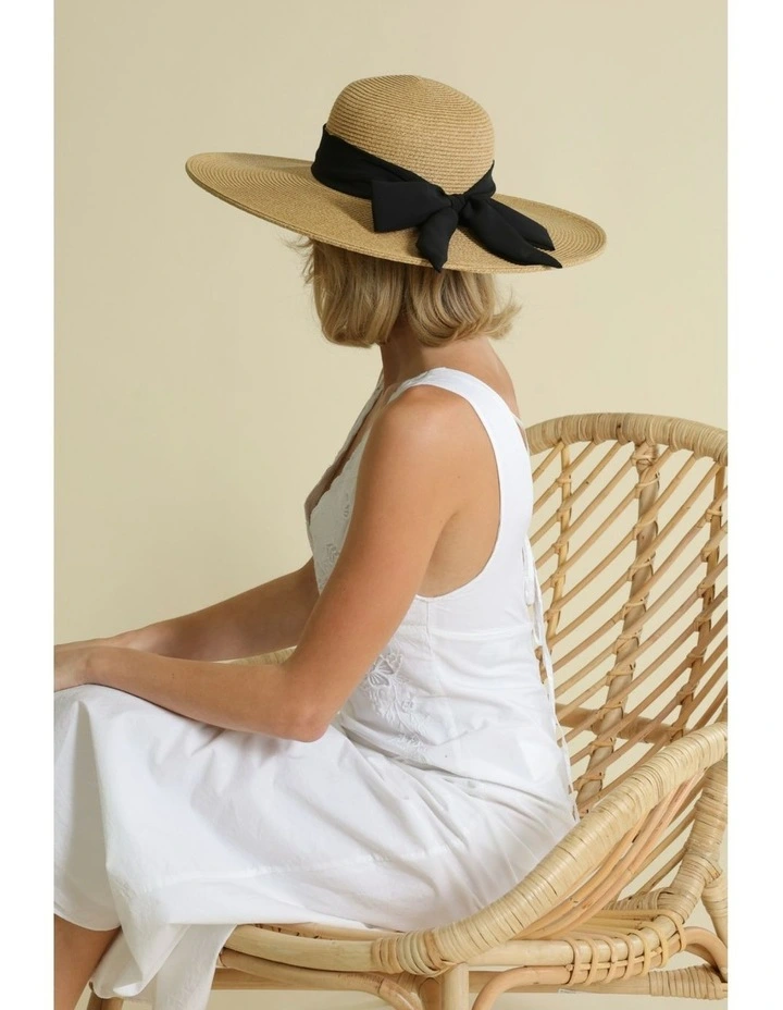 Adele Floppy Hat in Black image 7