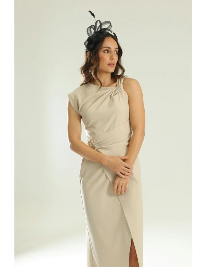 Kora Fascinator in Black image 2