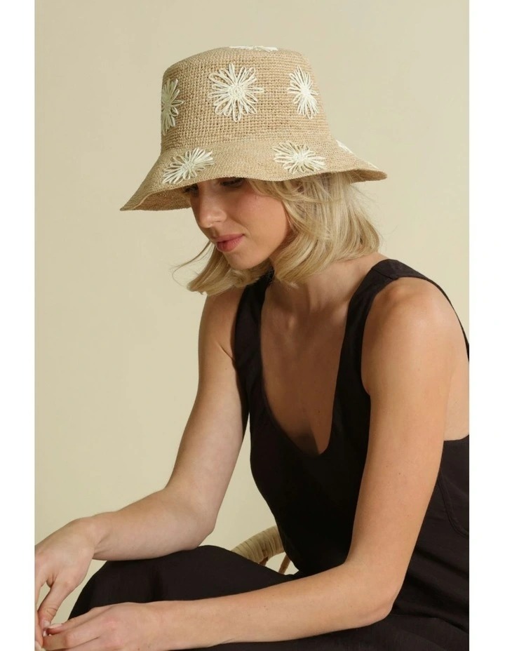 Sereia Crochet Bucket Hat in Natural image 1