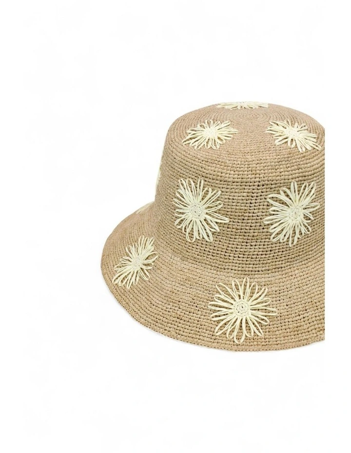 Sereia Crochet Bucket Hat in Natural image 4
