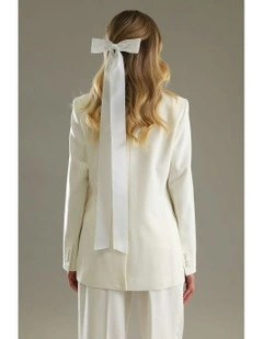 Lala Hair Bow in White