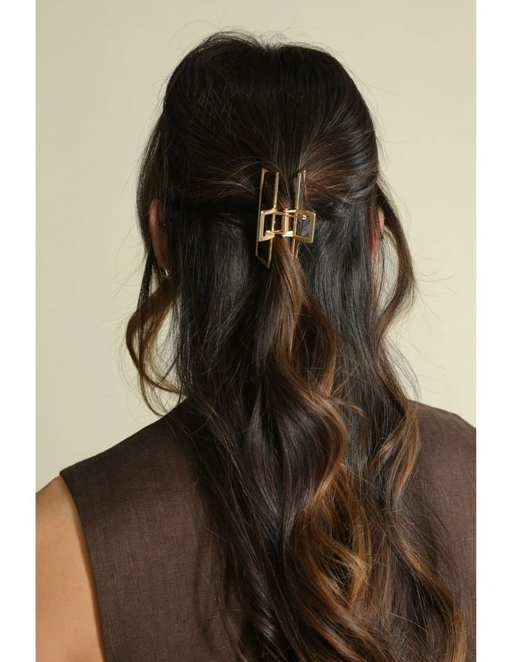 Isha Hair Claw Set in Black image 5