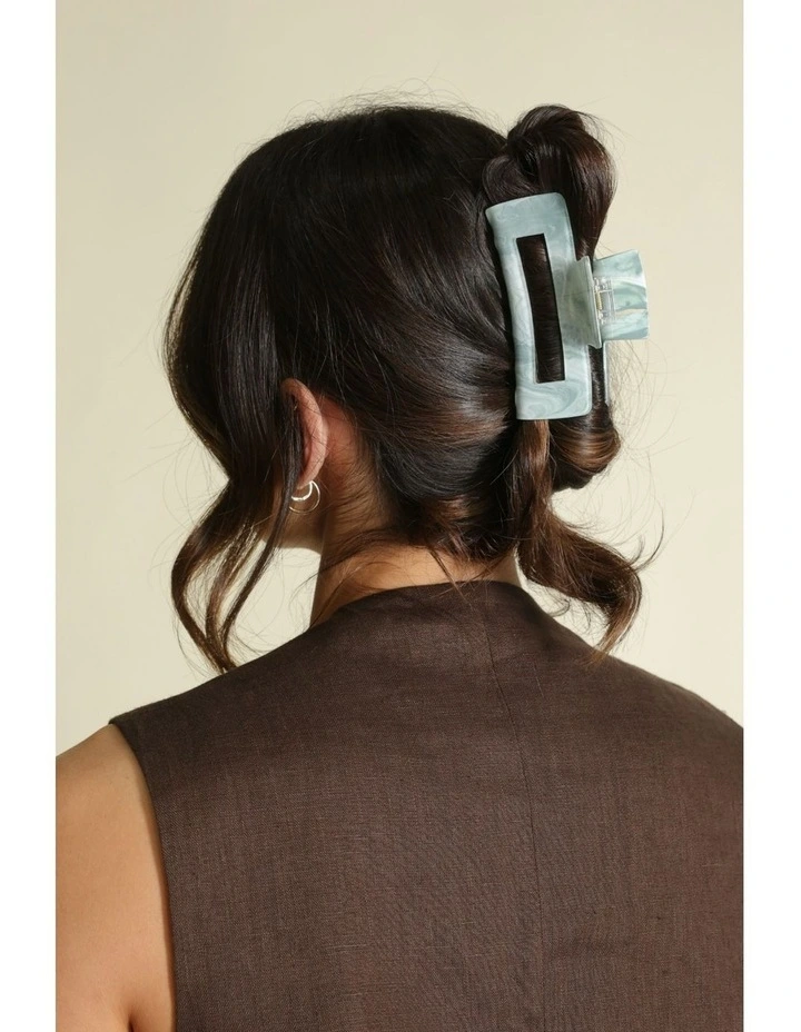 Isha Hair Claw Set in Blue image 1