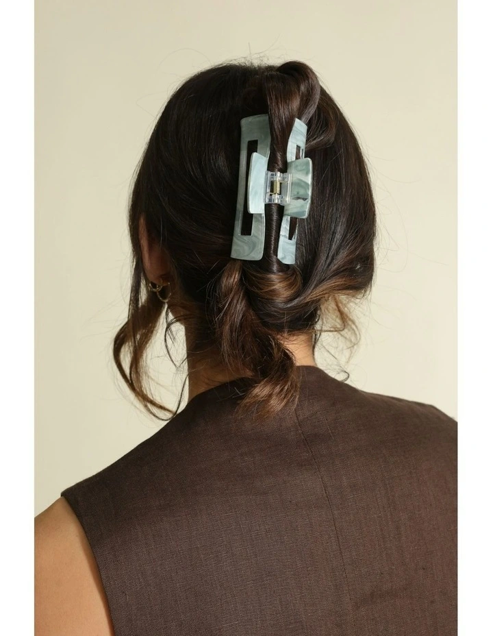 Isha Hair Claw Set in Blue image 2