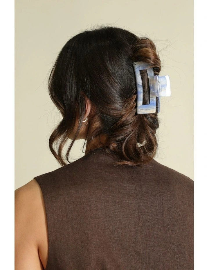 Delphie Hair Claw Set in Pink image 2