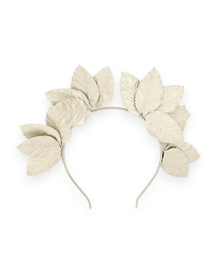 Amaryllis Headpiece in Gold image 5