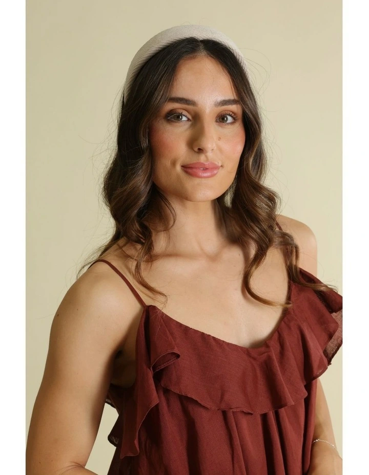 Noel Headband in Beige image 4