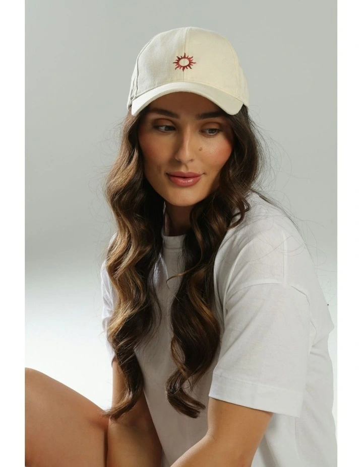 Del Sol Cap in Beige image 2