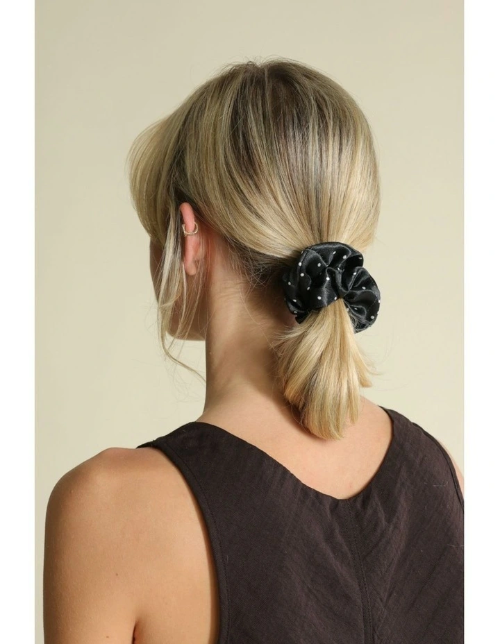 Mara Scrunchie Set in Black image 1