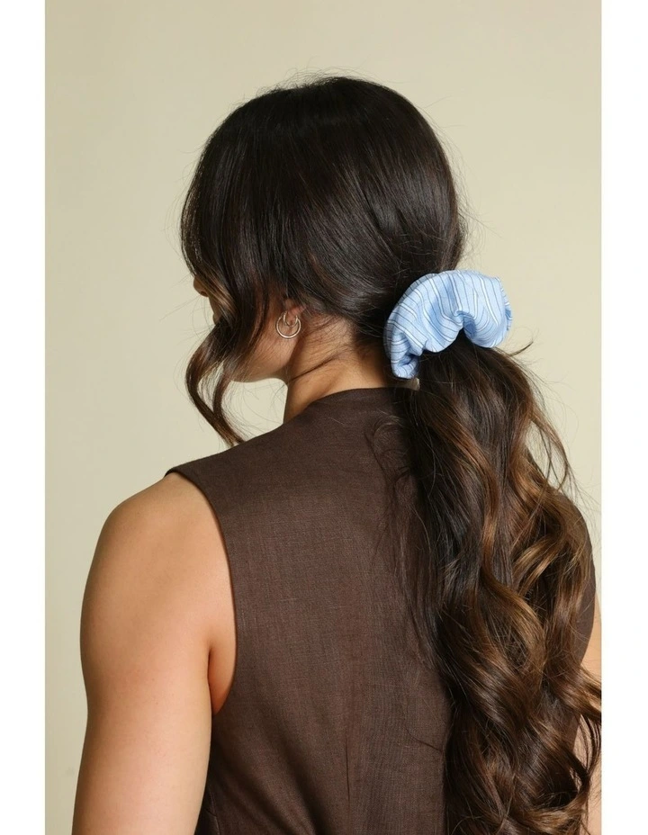 Aliya Scrunchie Set in Blue image 1