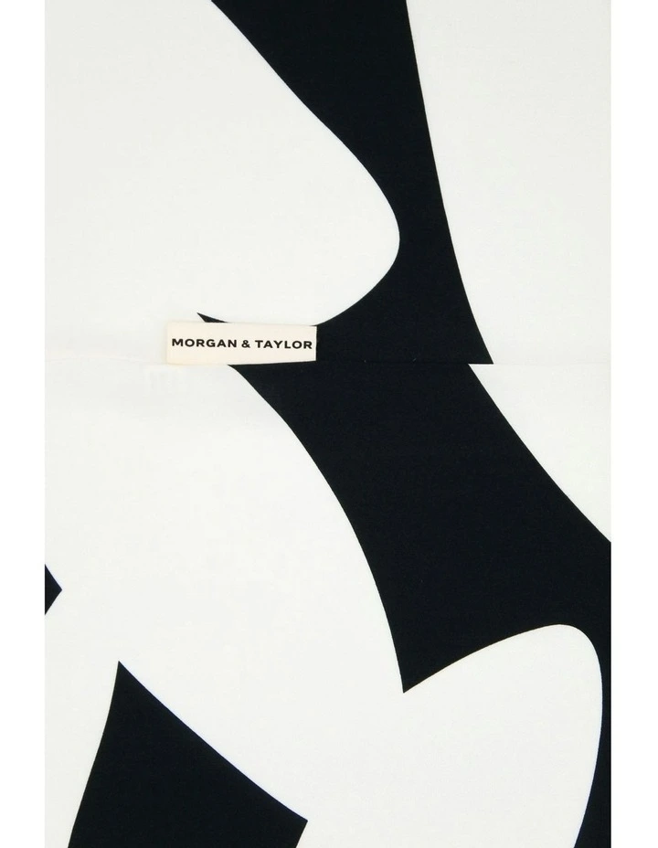 Primavera Beach Robe in Multi image 2