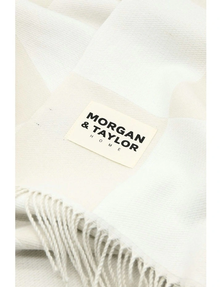 Checkmate Soft Touch Throw Blanket in Grey image 4