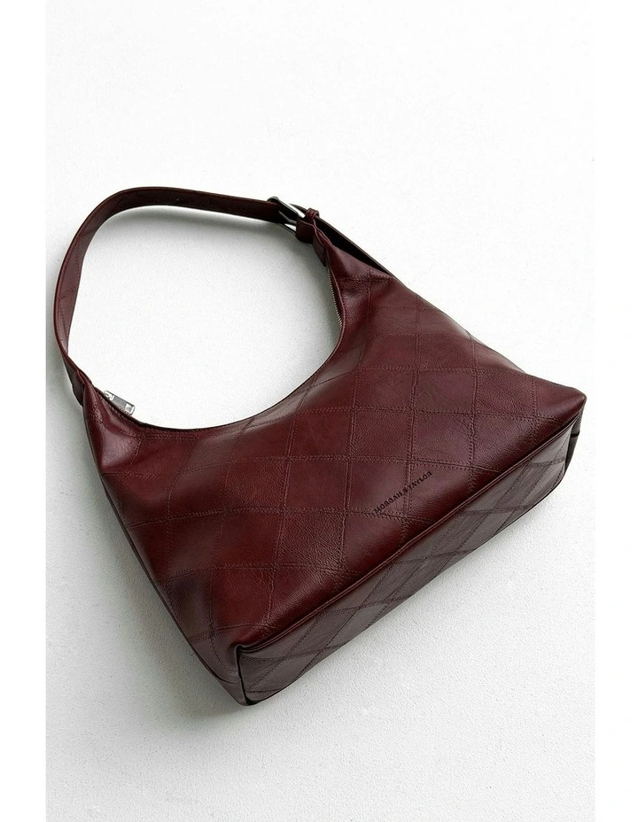 Elsie Shoulder Handbag in Burgundy Red image 4