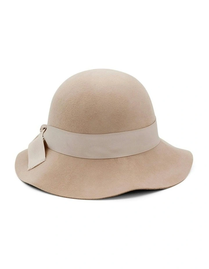 Julietta Wool Felt Cloche Hat in Beige Sand image 2