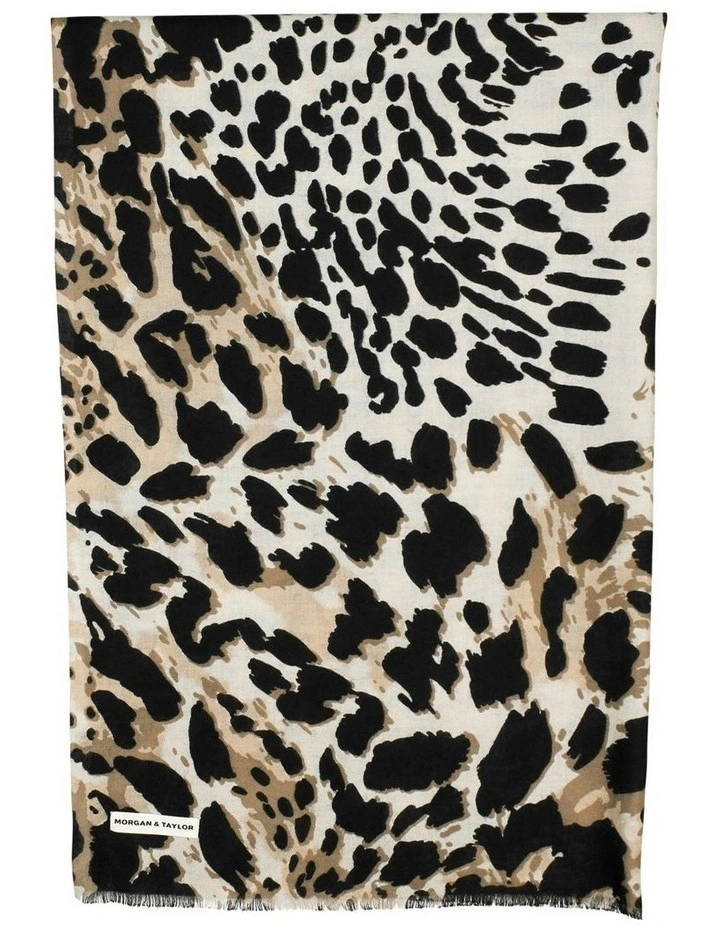 Maria Scarf in Brown image 2