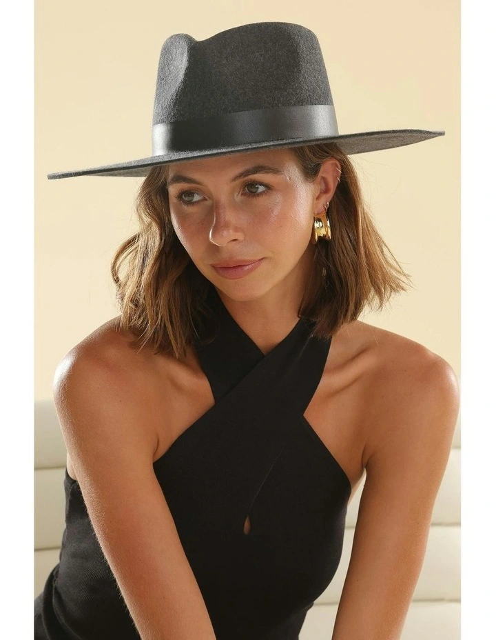 River Wool Fedora in Charcoal Black image 3