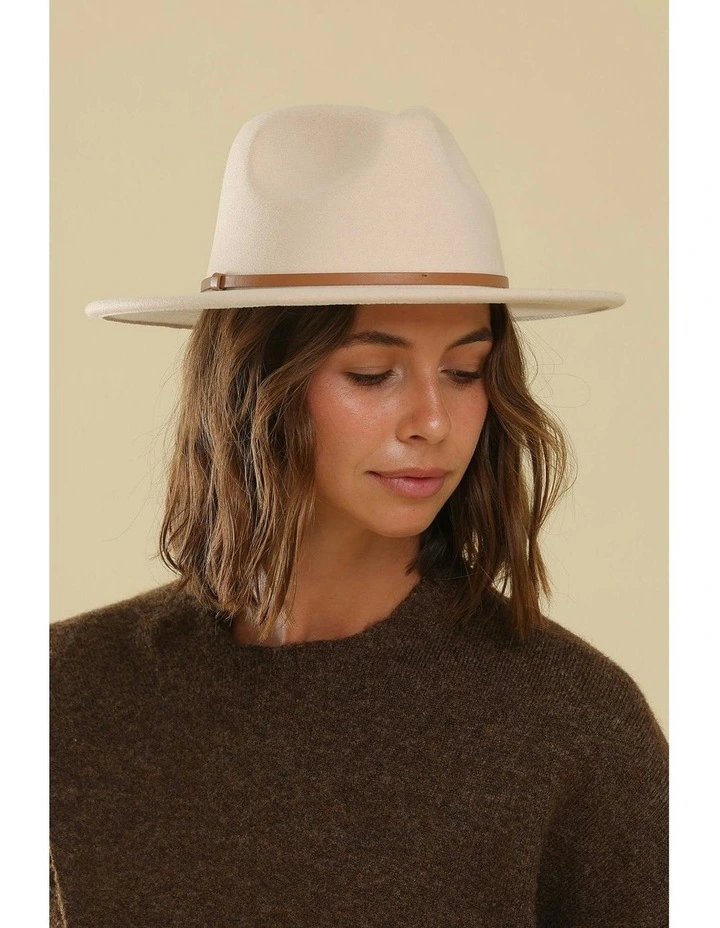 Dove Wool Fedora in Beige image 3