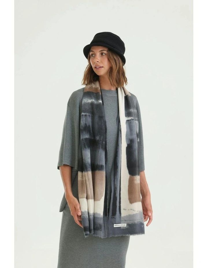 Sadie Woollen Pull On in Black image 3