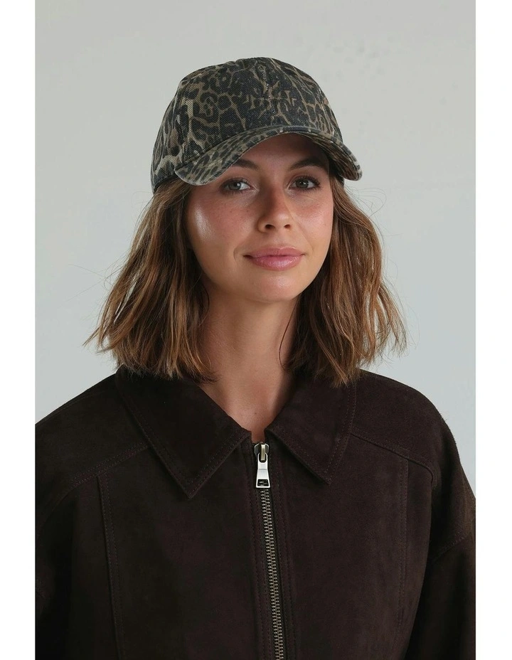 Ruby Cap in Brown image 6