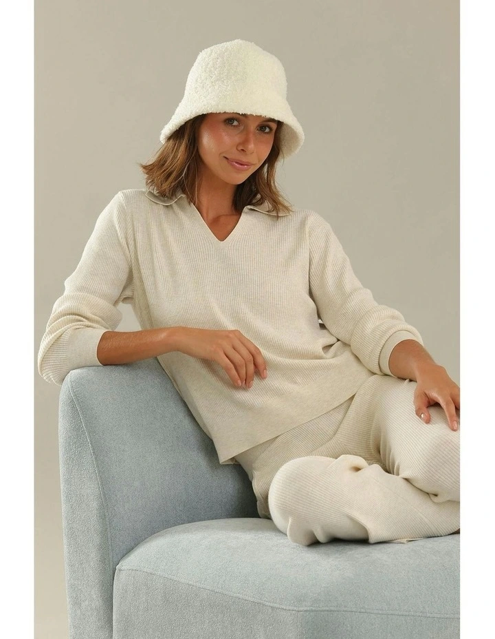 Montana Teddy Cloche Hat in White Cream image 3