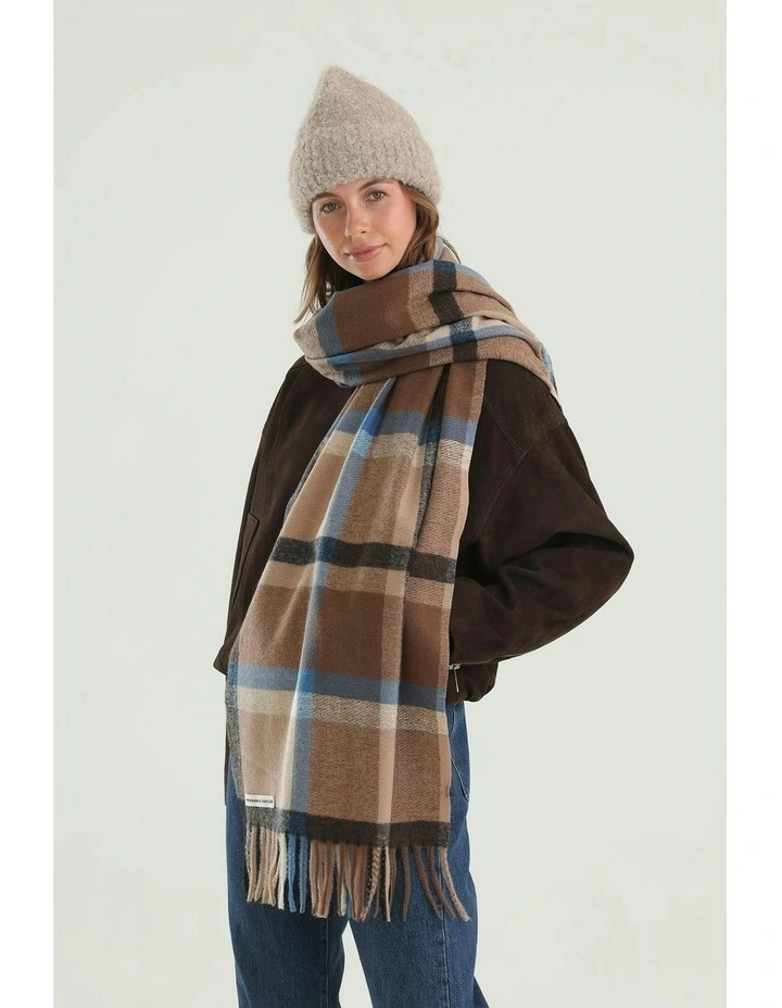 Hana Scarf in Brown image 2