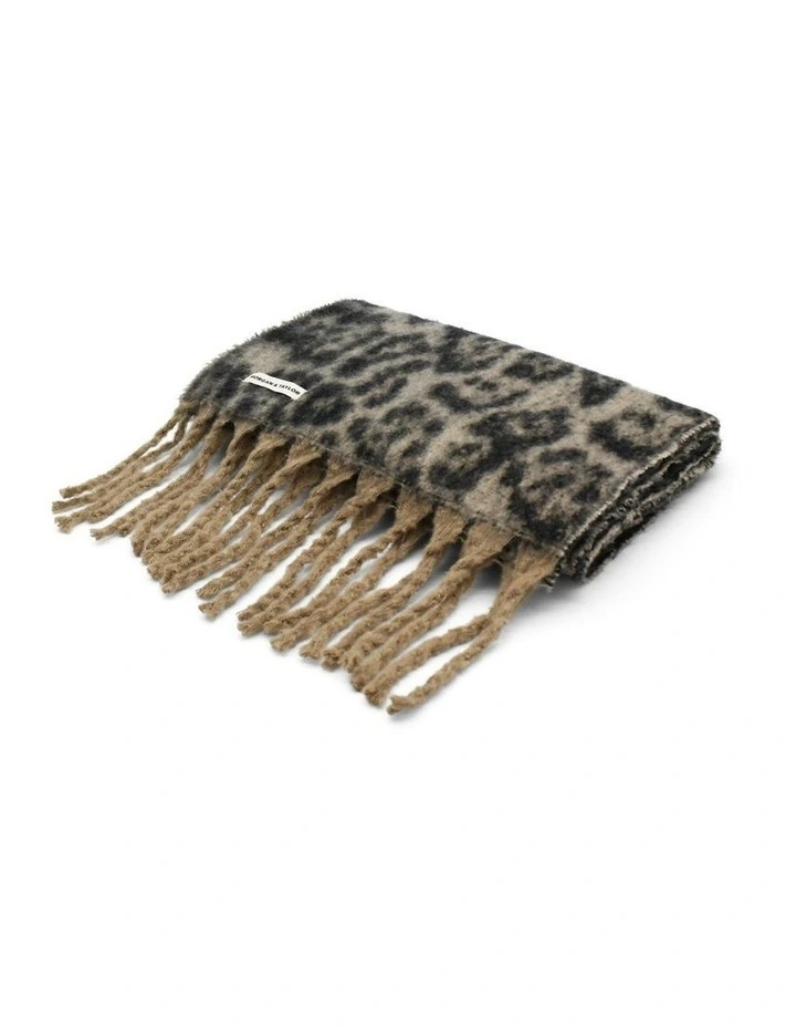 Eliana Scarf in Grey image 3