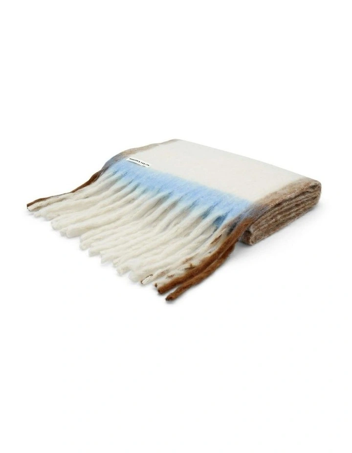 Mya Chunky Scarf in Cream image 4