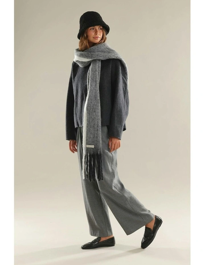 Mya Chunky Scarf in Black image 2