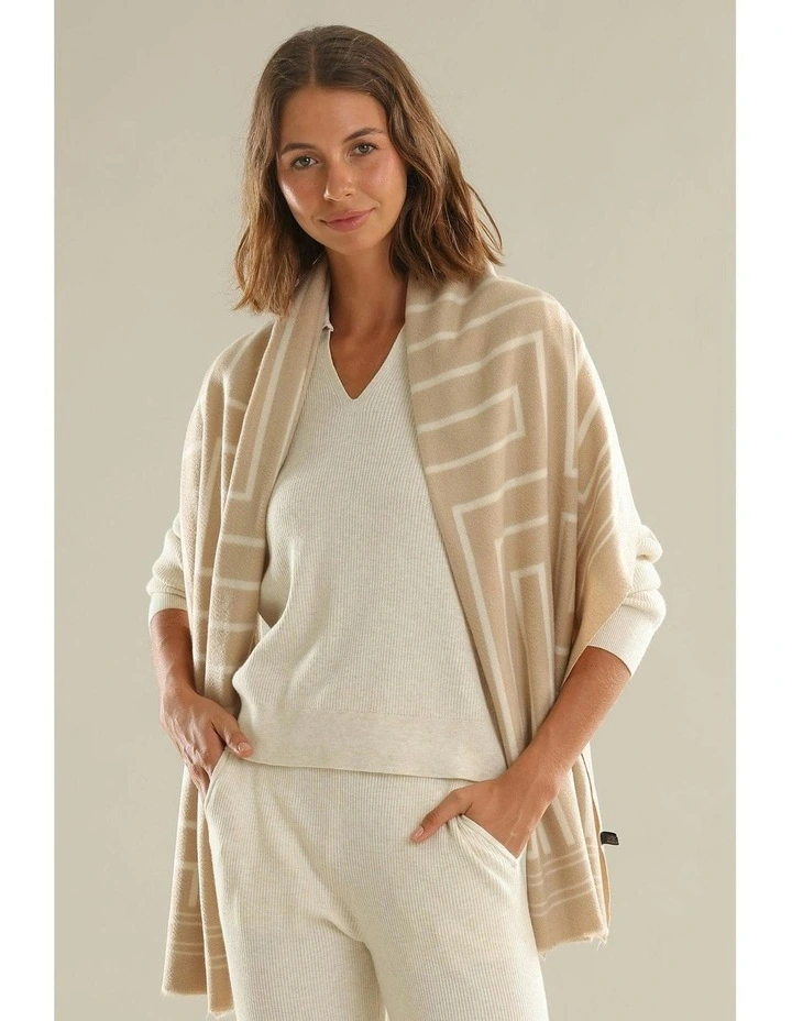 Thea Scarf in Beige image 3