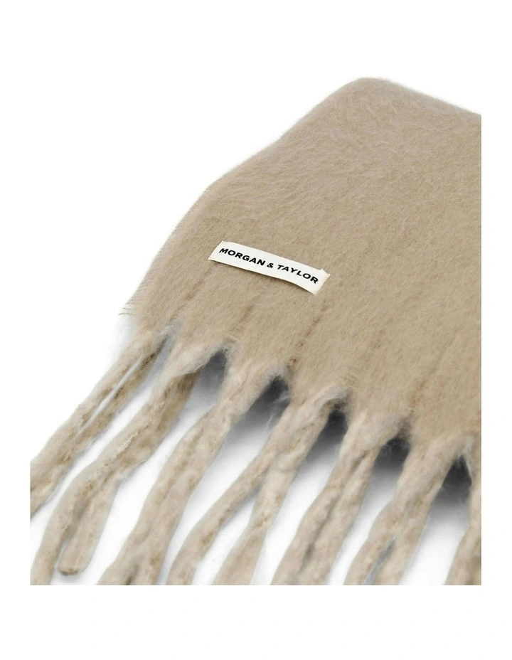 Hannah Reversible Scarf in White Cream image 6